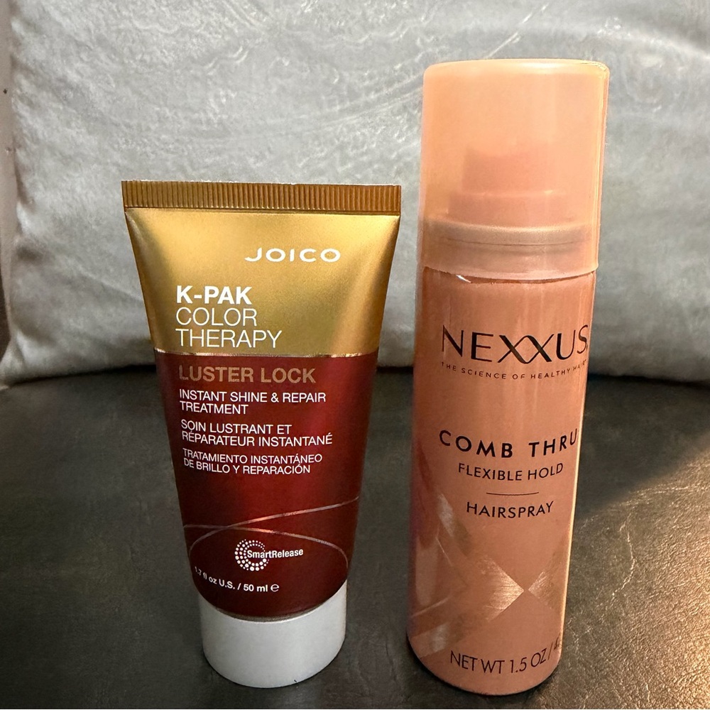 🌼 5/$20 - New two piece haircare set (shine repair treatment and flexible spray)